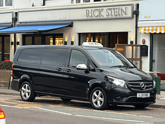 8 Seater Black taxi offering Eastleigh Taxi Quotes, Southampton, Winchester and Hampshire taxi quote for local transportation needs.